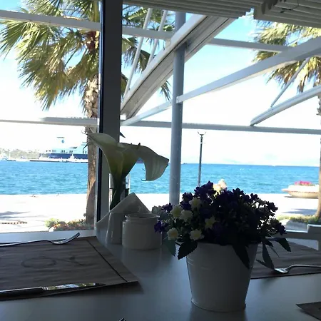 Oglakcioglu Hotell Çeşme